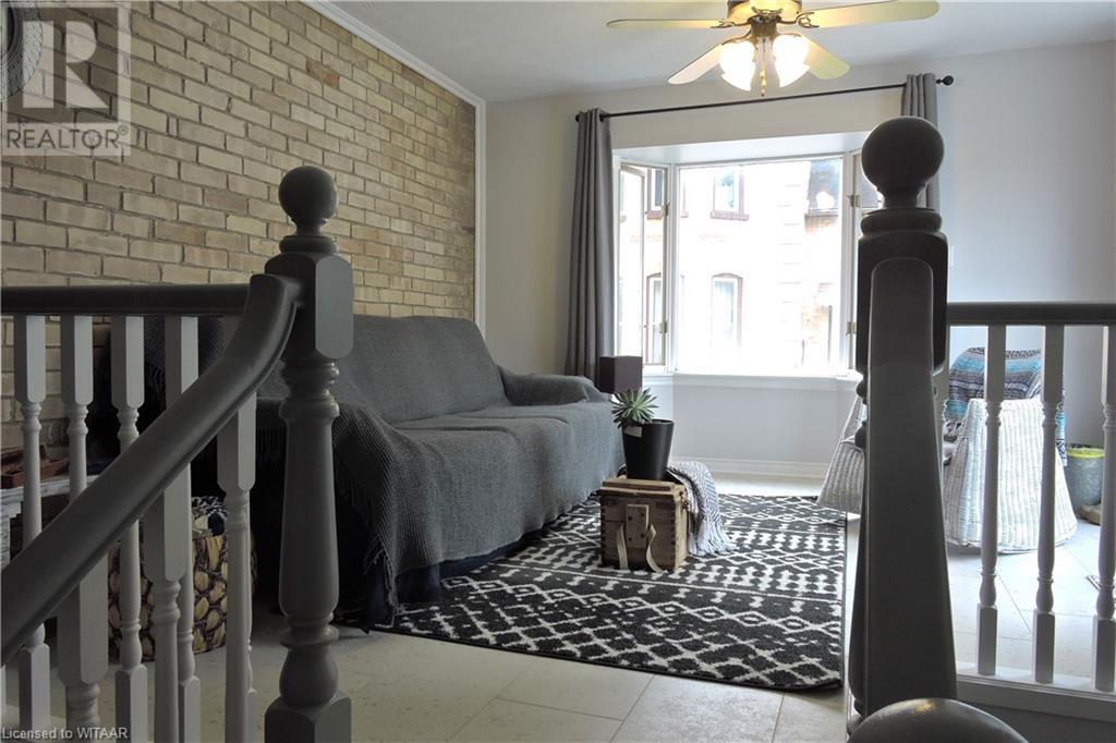 14 Elgin Street W Property Photo 7