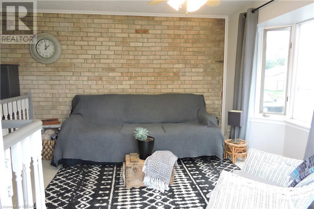 14 Elgin Street W Property Photo 8