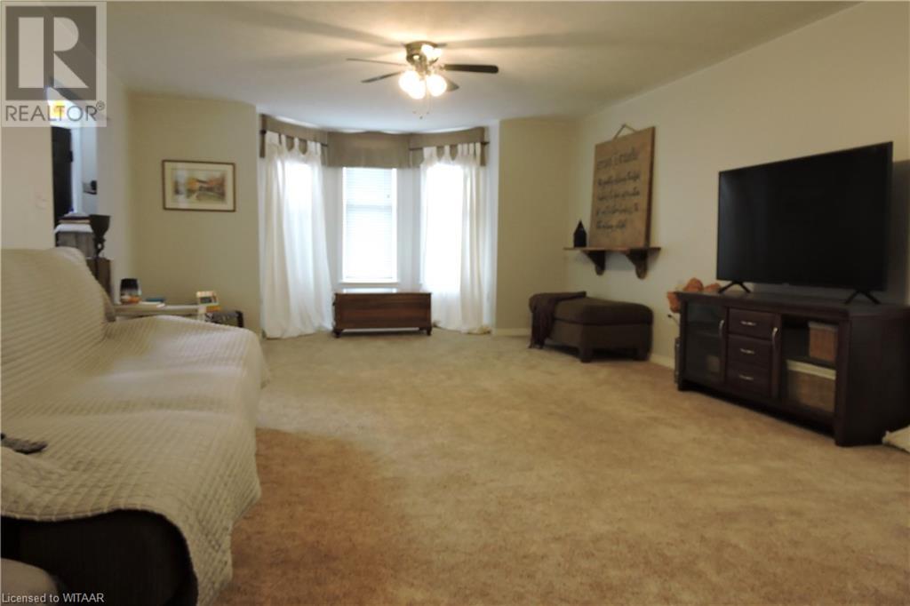 14 Elgin Street W Property Photo 13