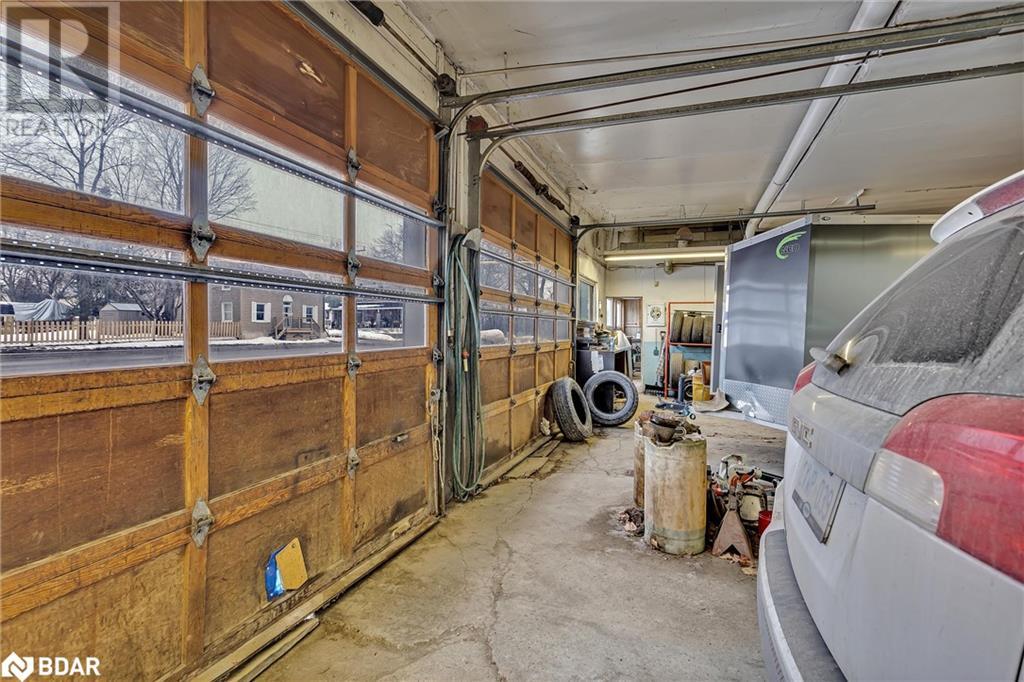 73 King Street E Property Photo 10