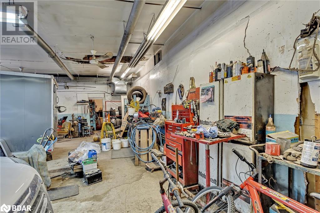 73 King Street E Property Photo 11