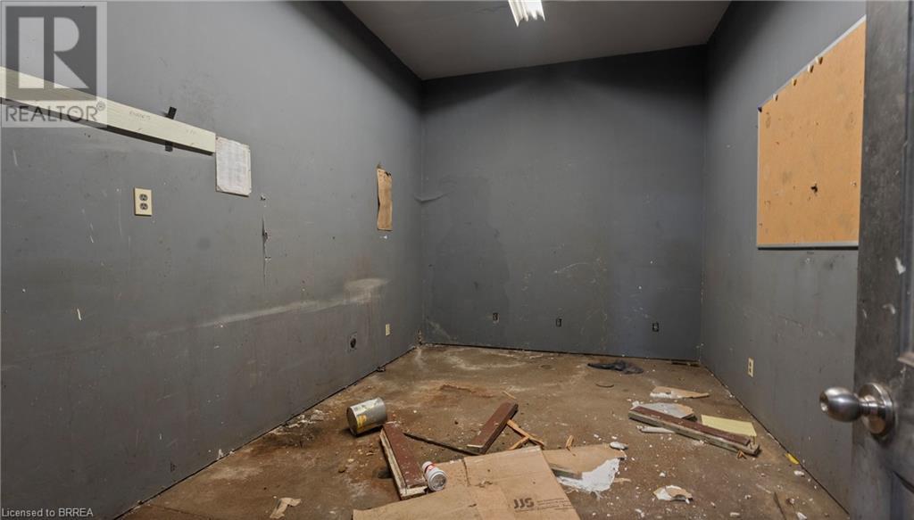 247 Colborne Street W Unit# Bldg #1 Property Photo 16