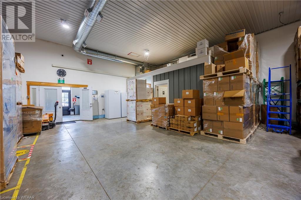 285801 Airport Road Property Photo 11