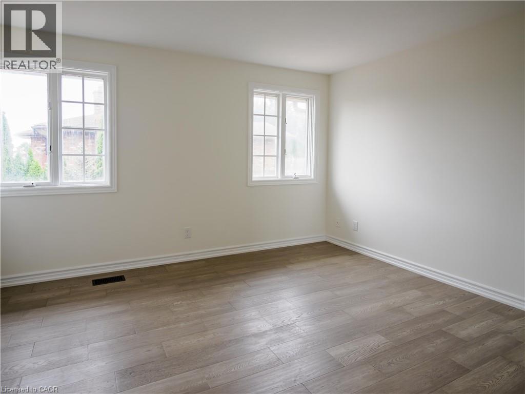 34 Mann Avenue Property Photo 27