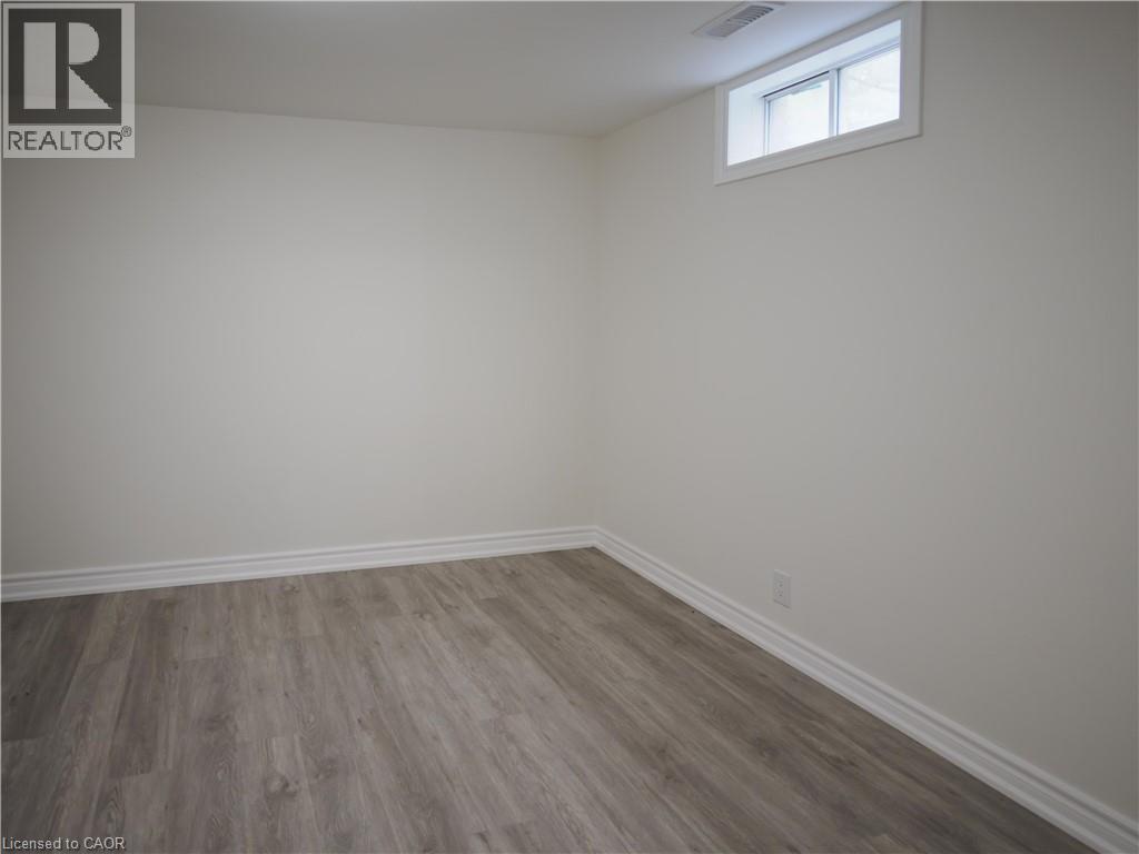 34 Mann Avenue Property Photo 36