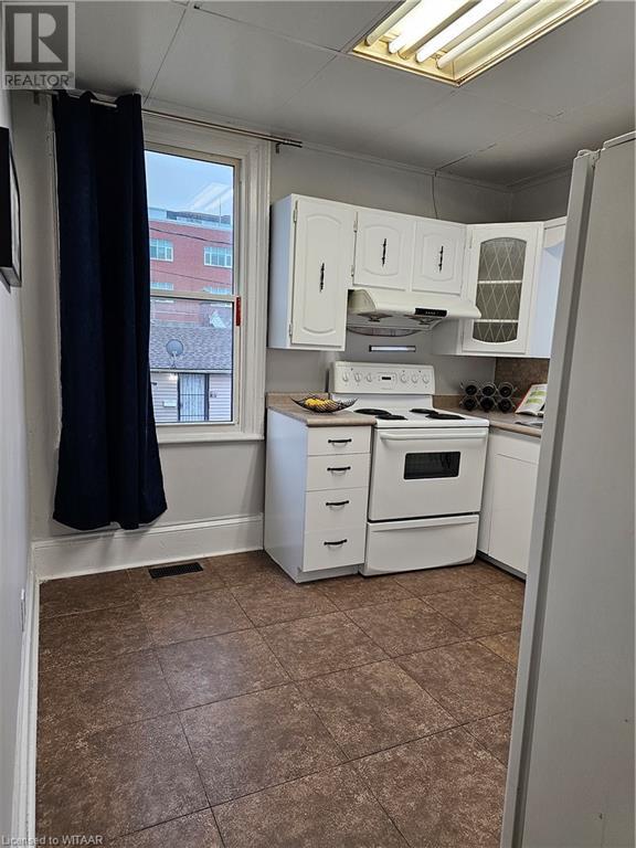 18 Chapel Street Property Photo 6