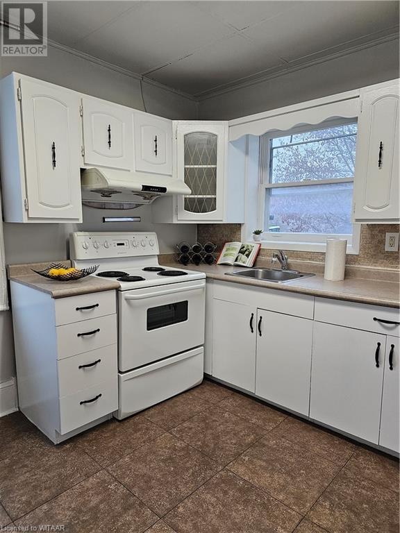 18 Chapel Street Property Photo 7