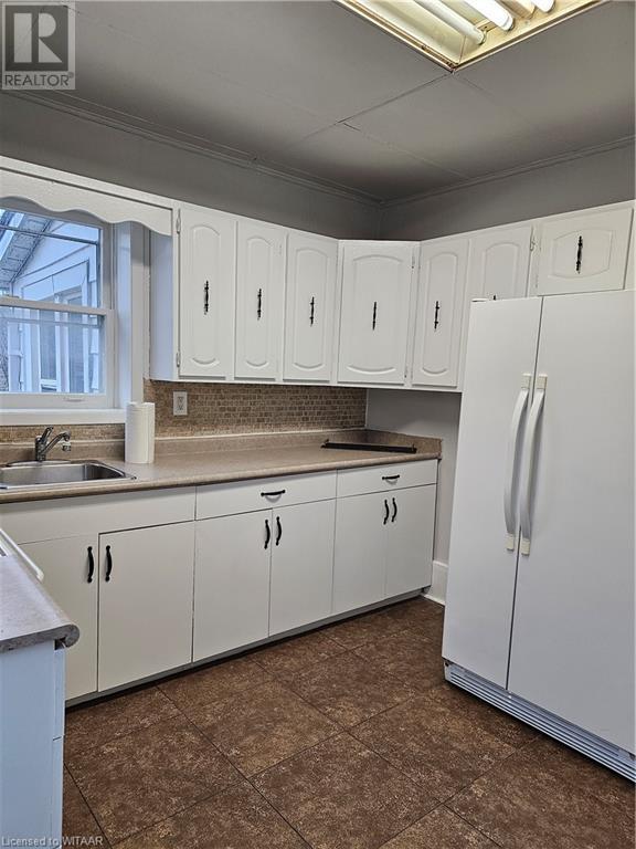 18 Chapel Street Property Photo 8