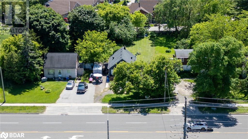 374 Yonge Street Property Photo 7