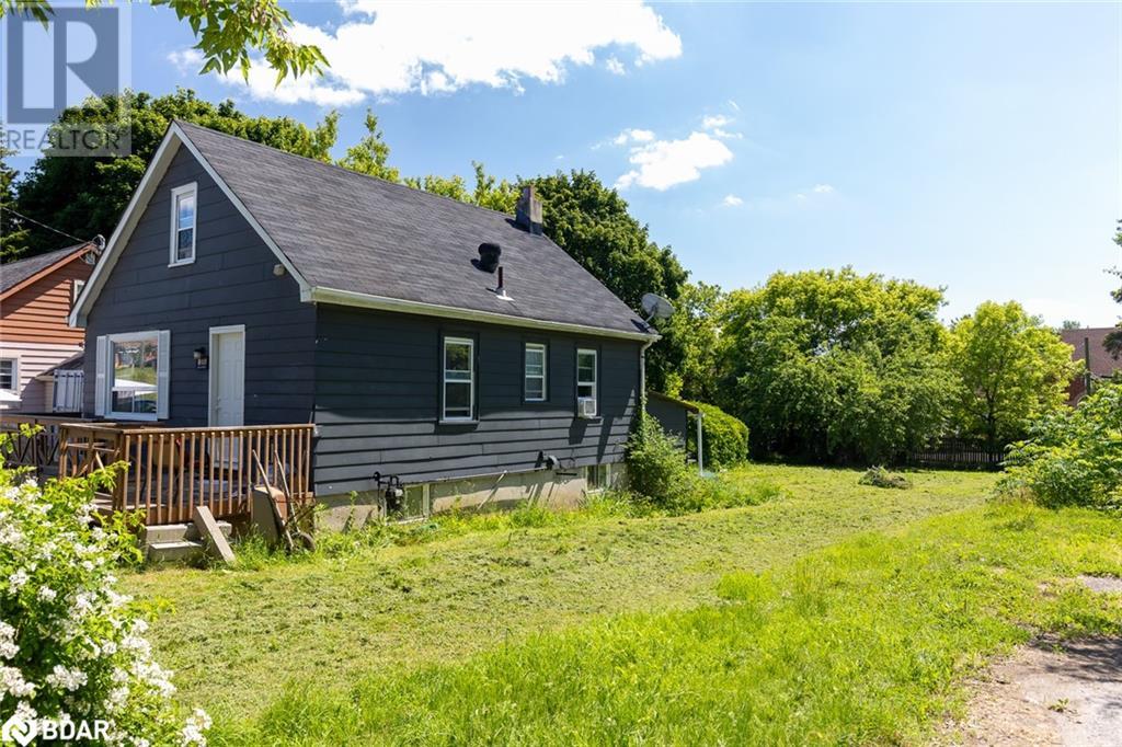 374 Yonge Street Property Photo 10