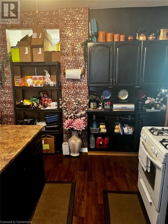 1159 Bay Street Property Photo 15