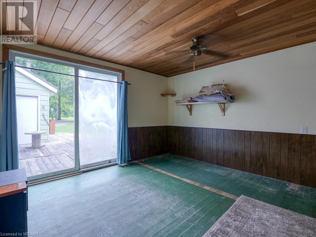 305 Mank Private Property Photo 34