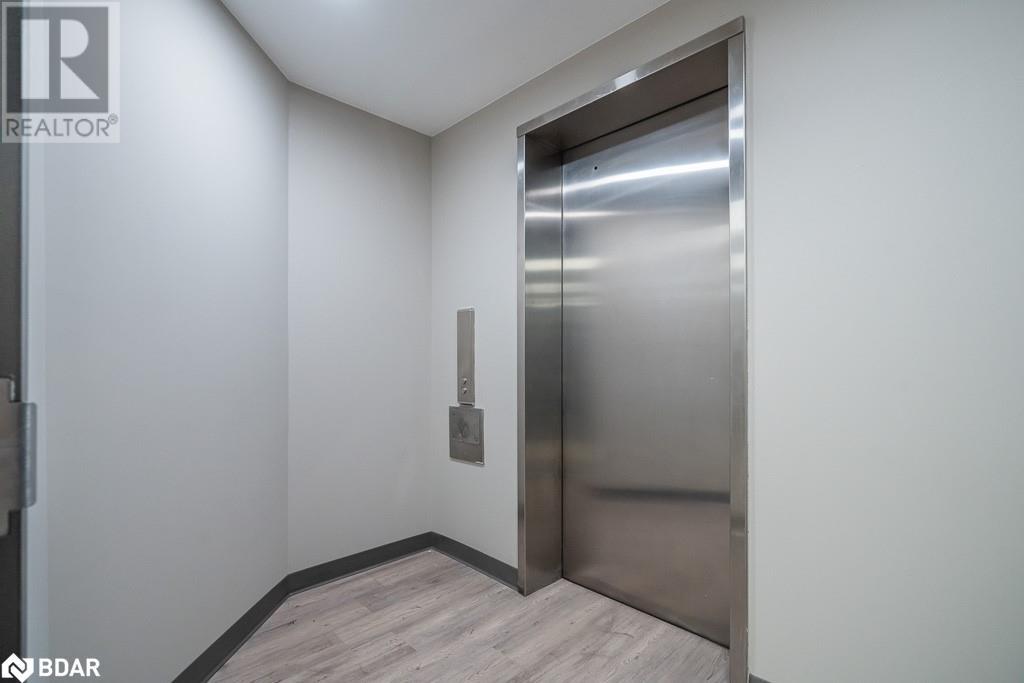 100 Colborne Street W Property Photo 10