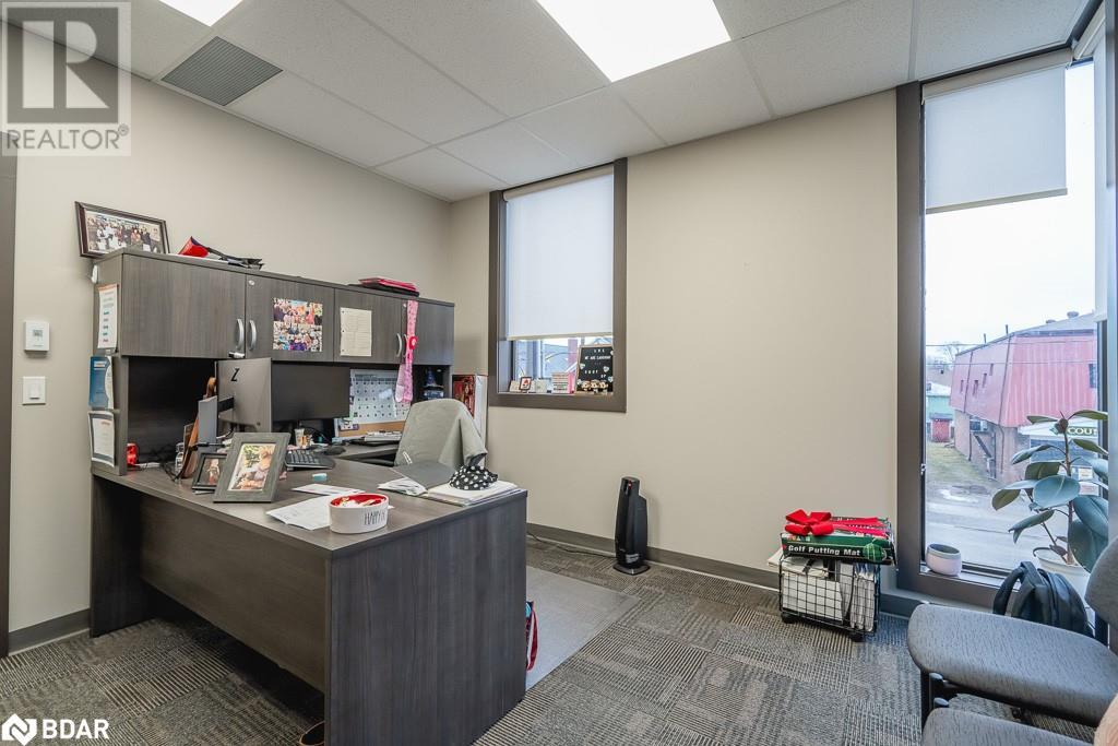 100 Colborne Street W Property Photo 15