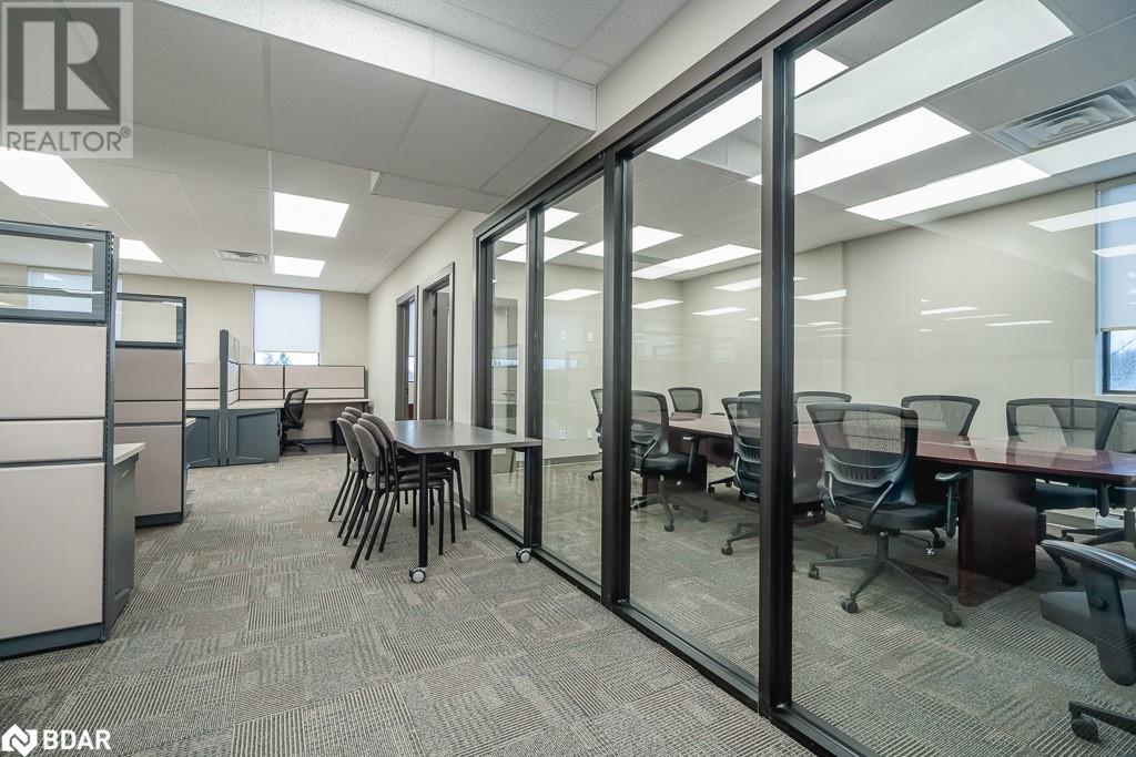 100 Colborne Street W Property Photo 18