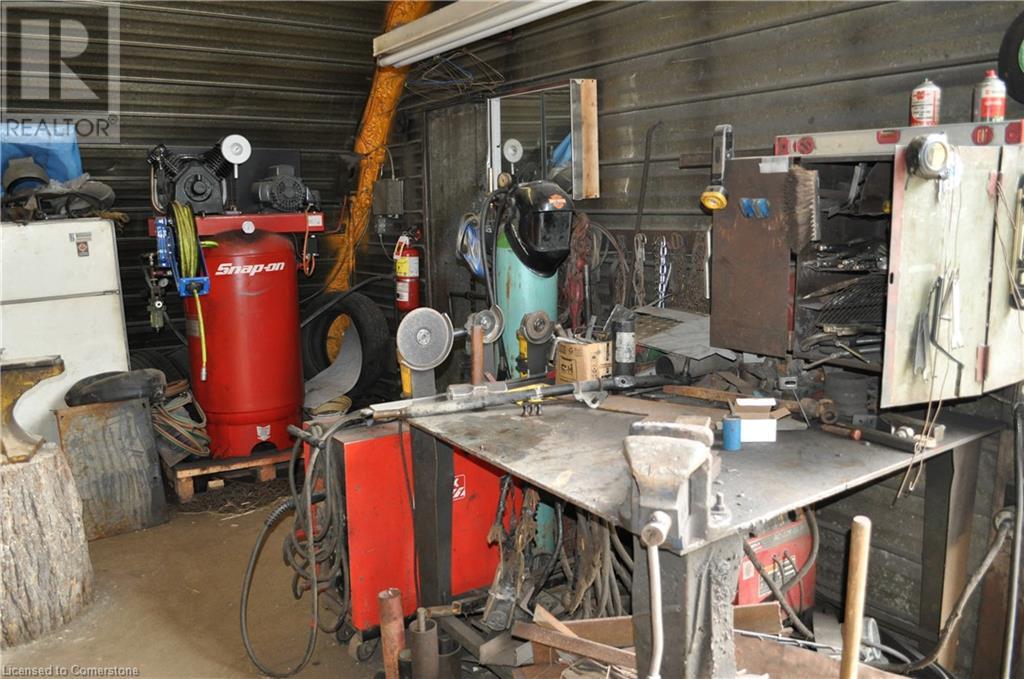 5919 King Street Unit# Hwy 542 Property Photo 25