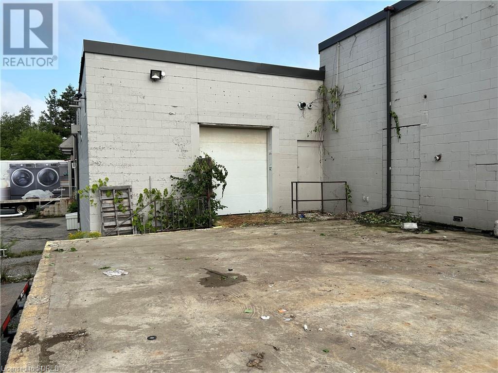 80 Second Avenue W Property Photo 3