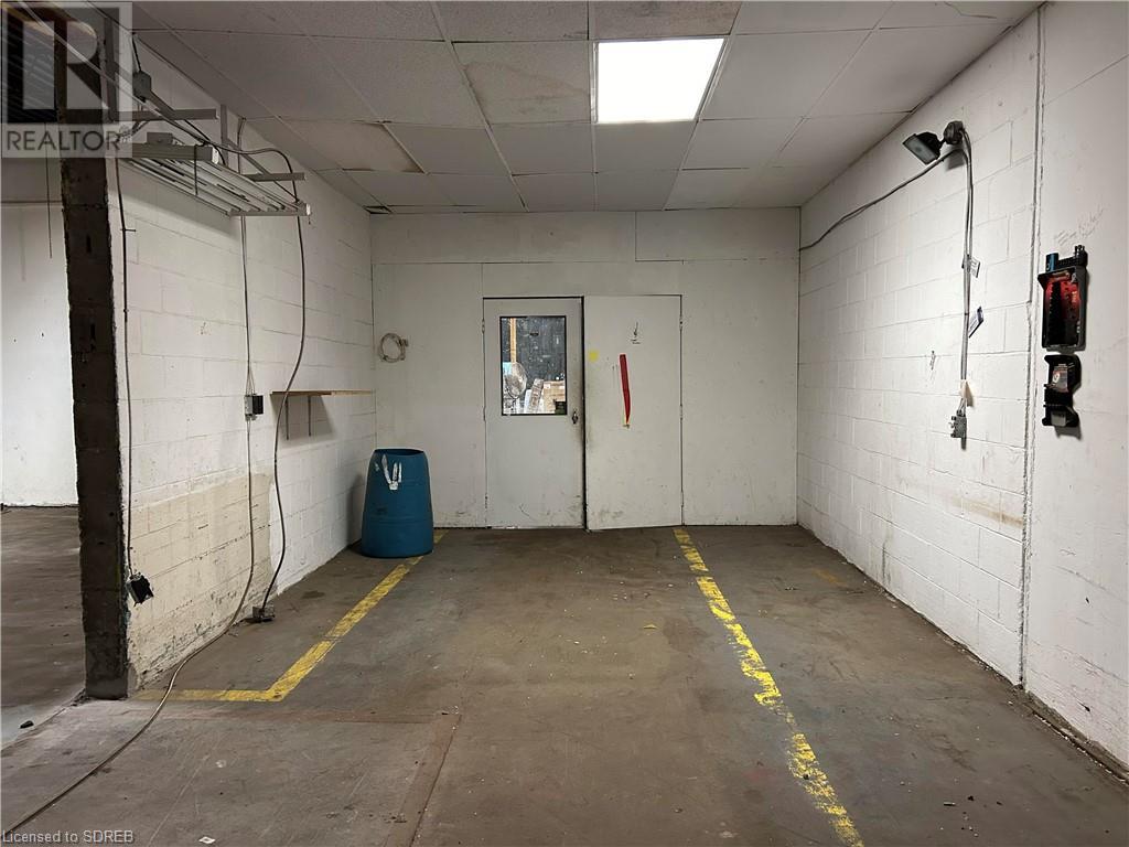 80 Second Avenue W Property Photo 11