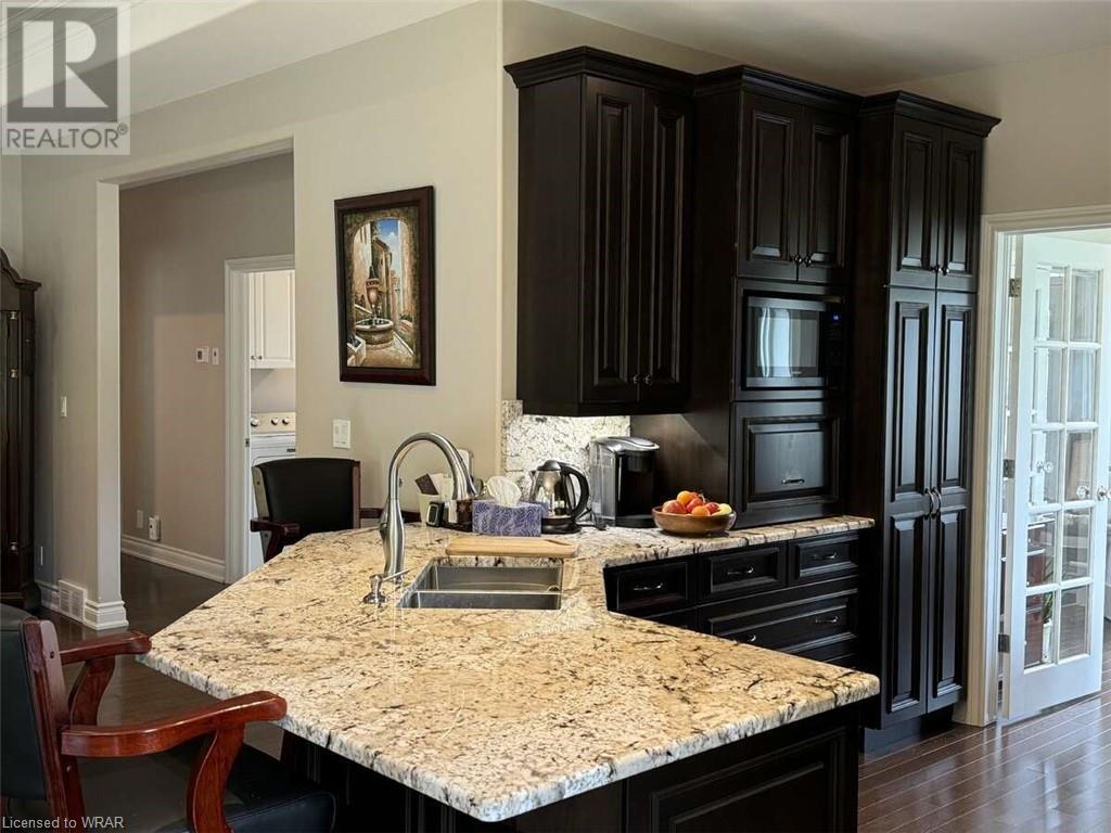 144 Newport Lane Property Photo 7