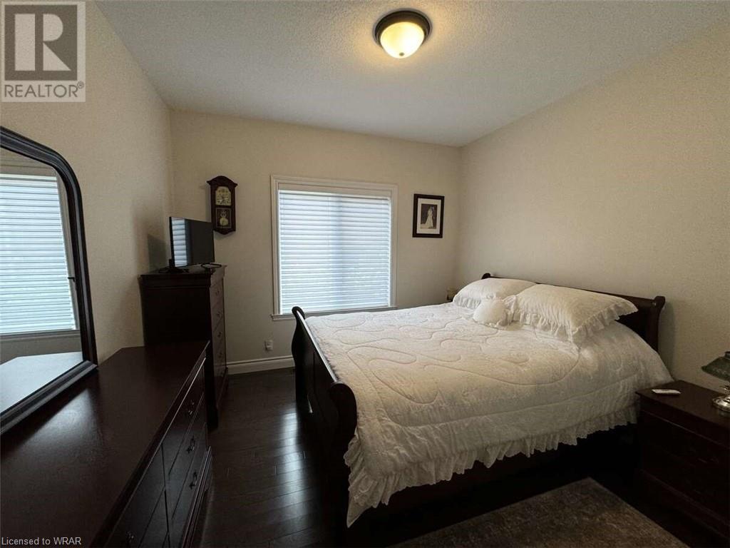 144 Newport Lane Property Photo 12