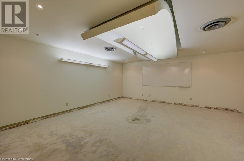 508 Riverbend Drive Unit# Lc1 Property Photo 17