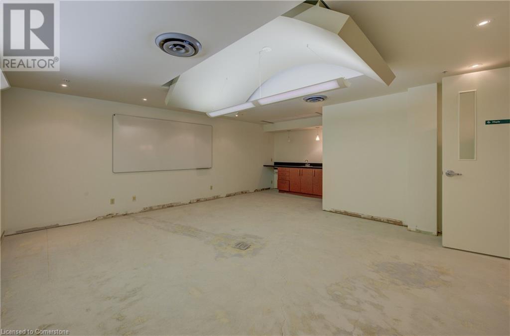 508 Riverbend Drive Unit# Lc1 Property Photo 18