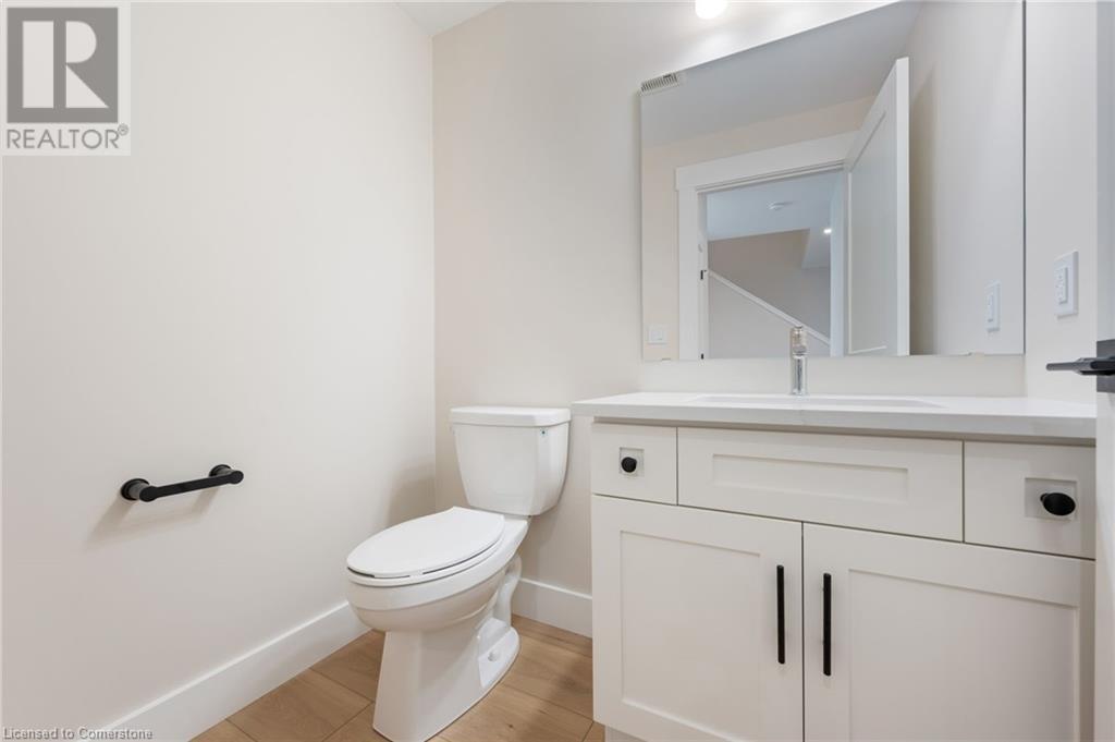 127 Amber Street Property Photo 13