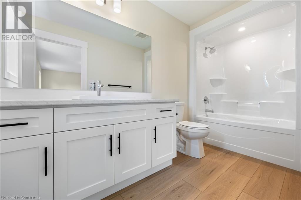 127 Amber Street Property Photo 17