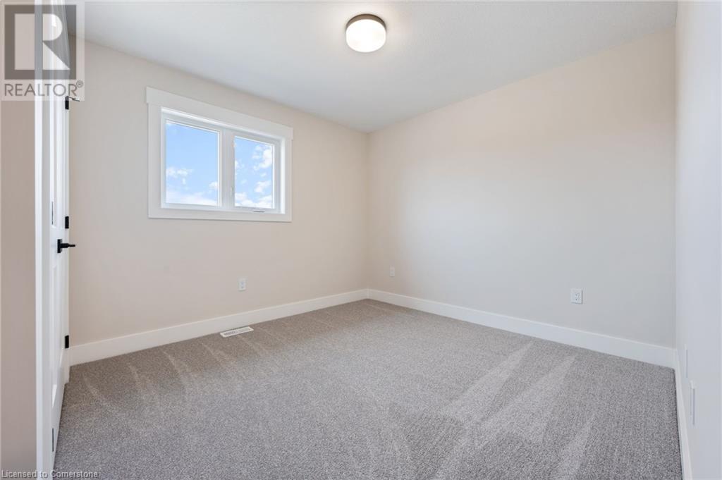 127 Amber Street Property Photo 18