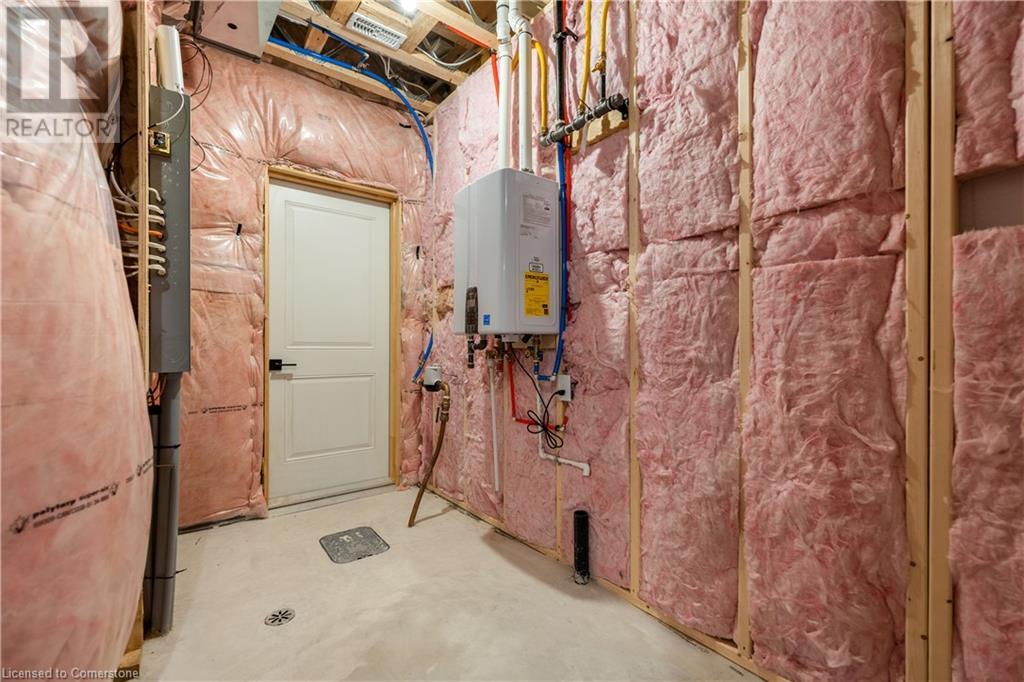 127 Amber Street Property Photo 23