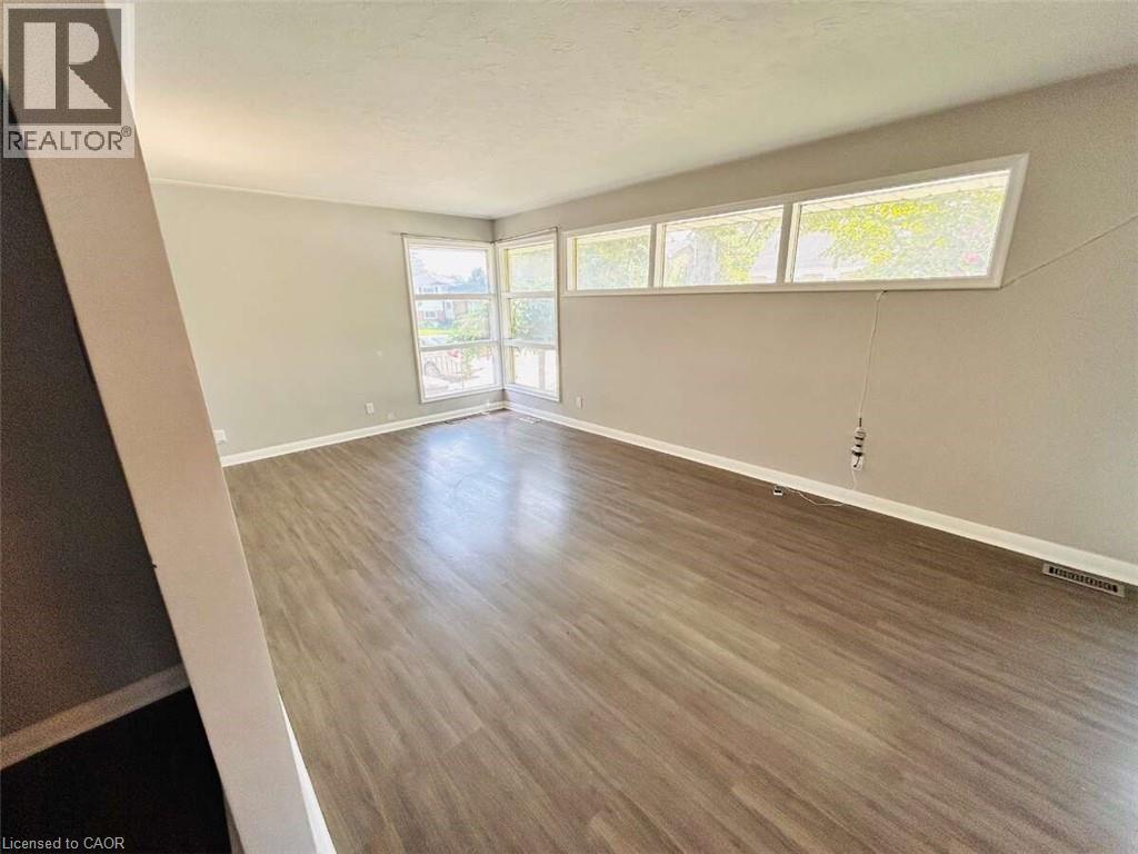 344 Victoria Avenue Property Photo 6