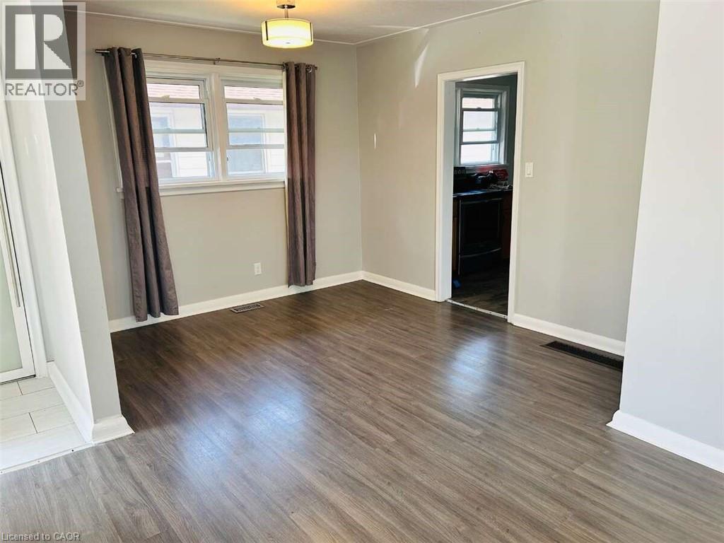 344 Victoria Avenue Property Photo 8