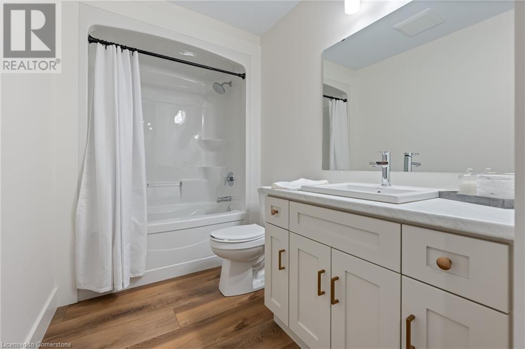 115 Amber Street Property Photo 21