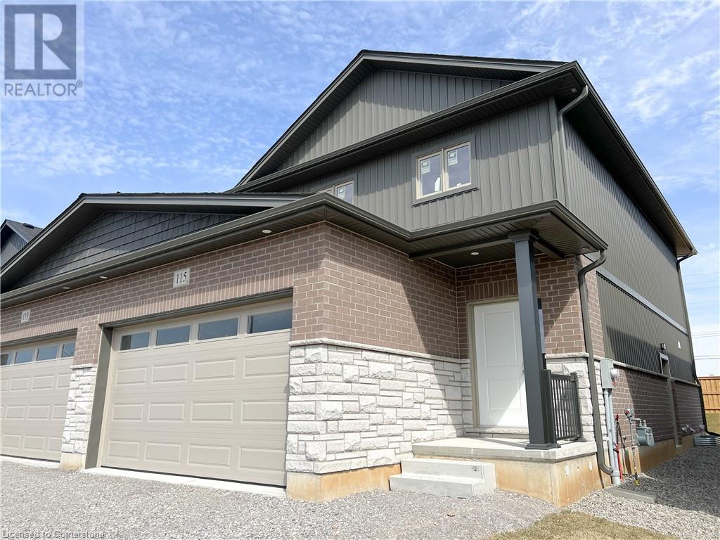 115 Amber Street Property Photo 32