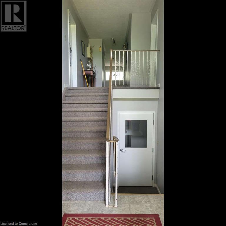 520 Main Street Property Photo 9