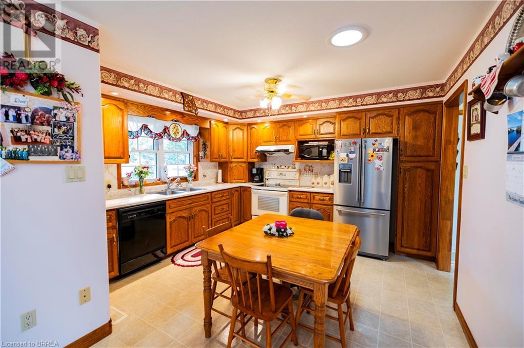 1634 Norfolk County Road 19 W Property Photo 26