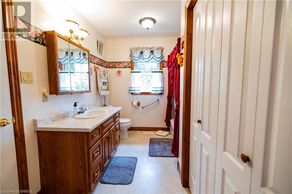 1634 Norfolk County Road 19 W Property Photo 32