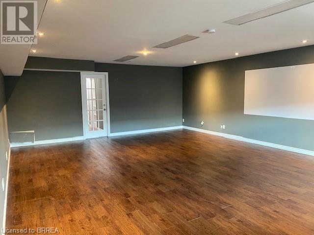 340 Henry Street Unit# Upr 7 Property Photo 6