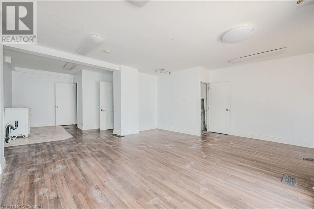 1345 Main Street E Property Photo 6
