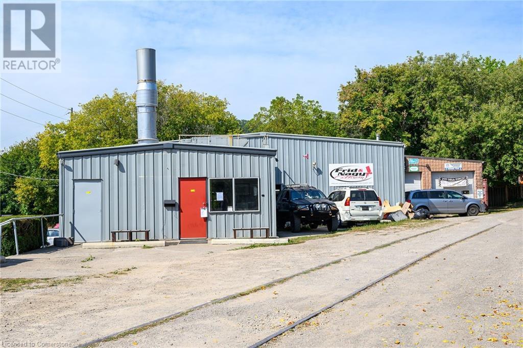 347 Hatt Street W Property Photo 1