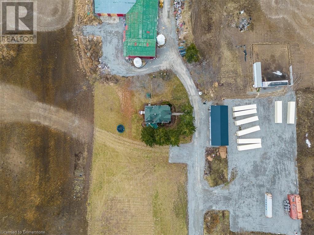 5463 Chippewa Road E Unit# Barn Property Photo 2