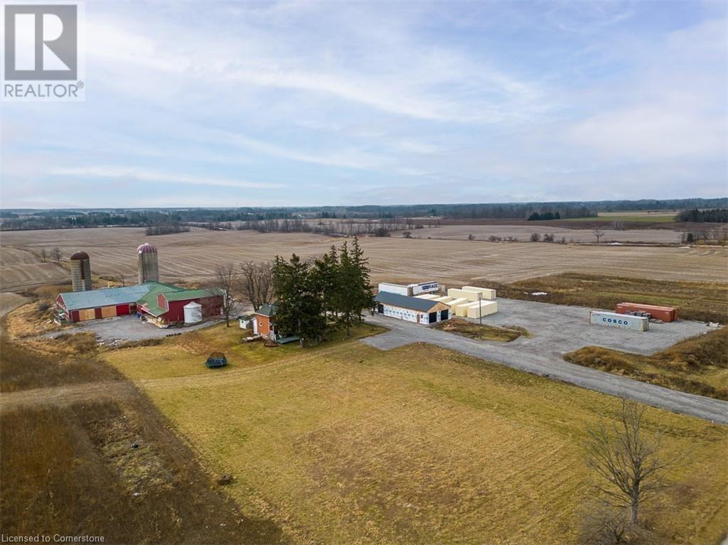 5463 Chippewa Road E Unit# Barn Property Photo 3
