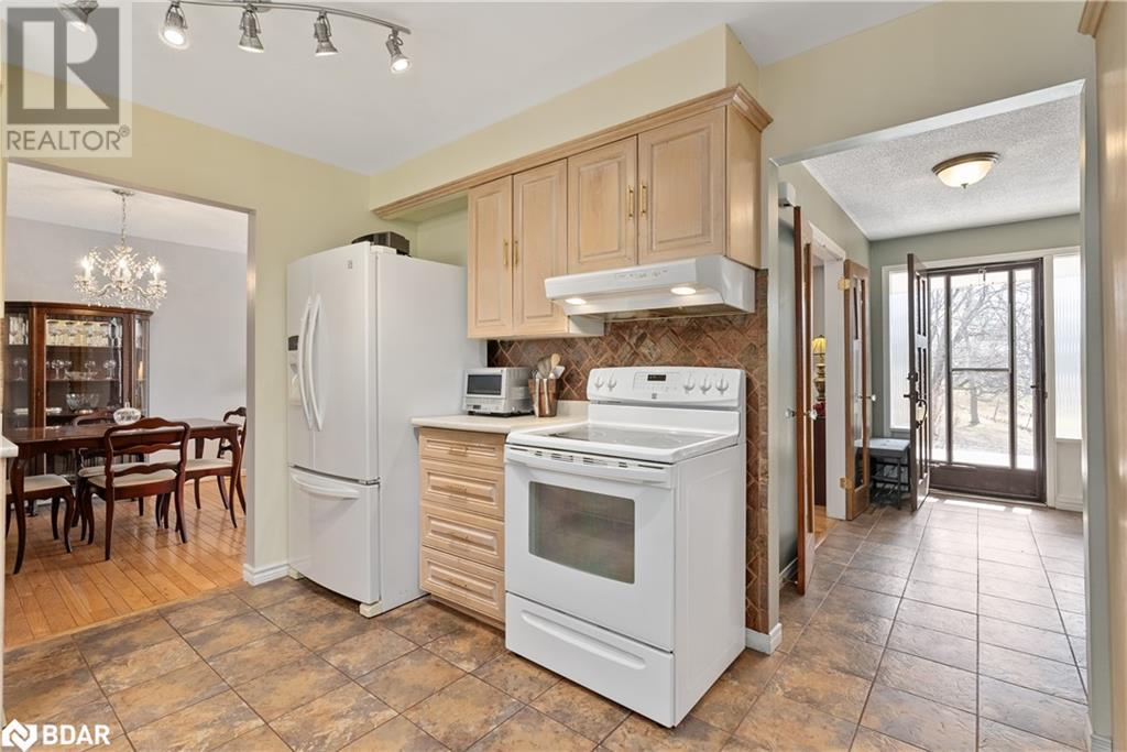 5884 7th Line Property Photo 17