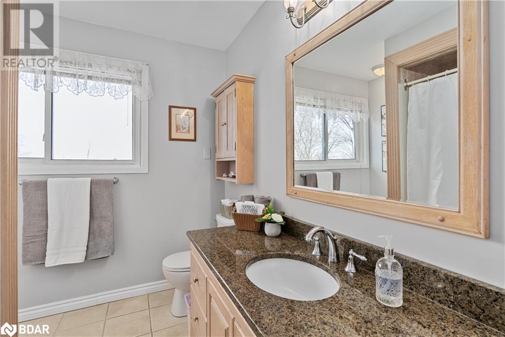 5884 7th Line Property Photo 23