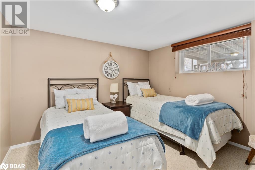 5884 7th Line Property Photo 34