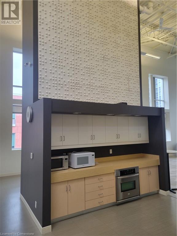 260 King Street W Unit# 201 Property Photo 14
