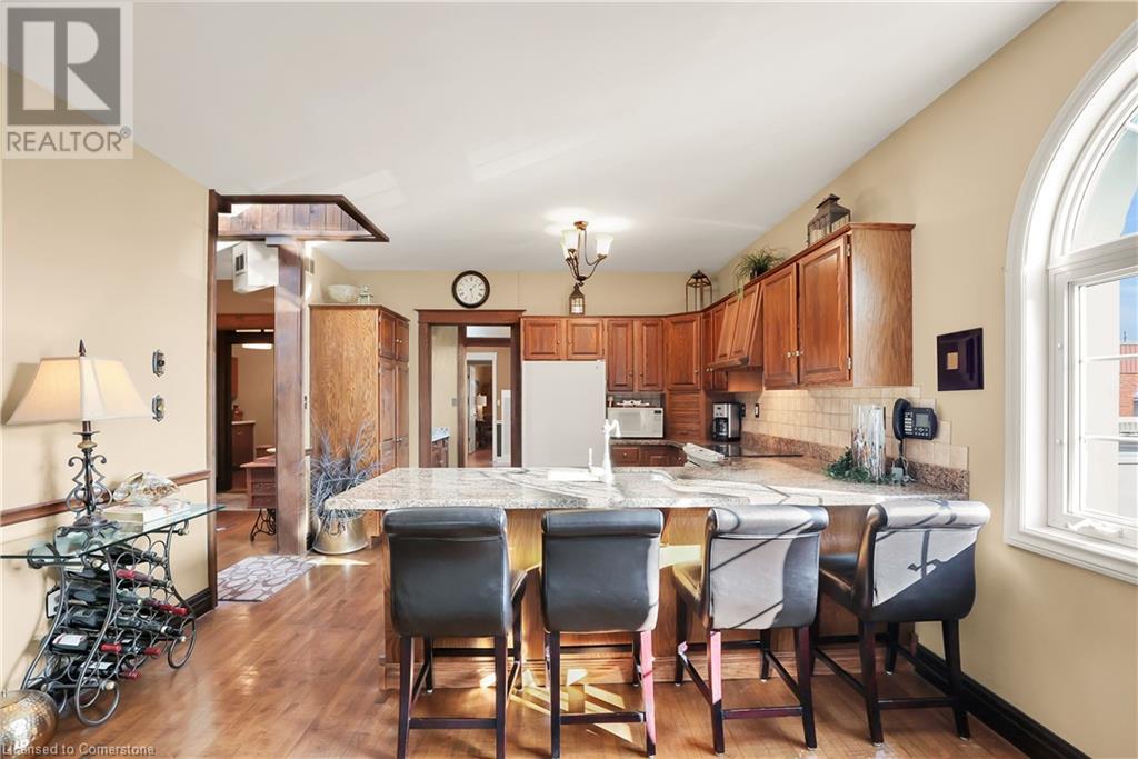 24 Cross Street Property Photo 14