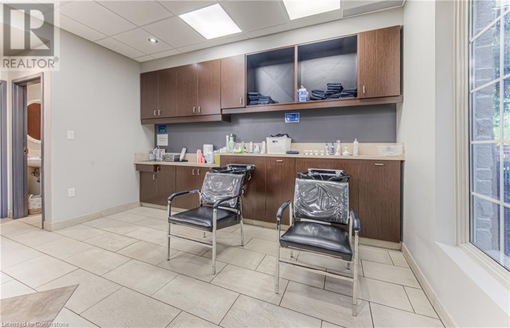 370 University Avenue E Unit# 102 Property Photo 8