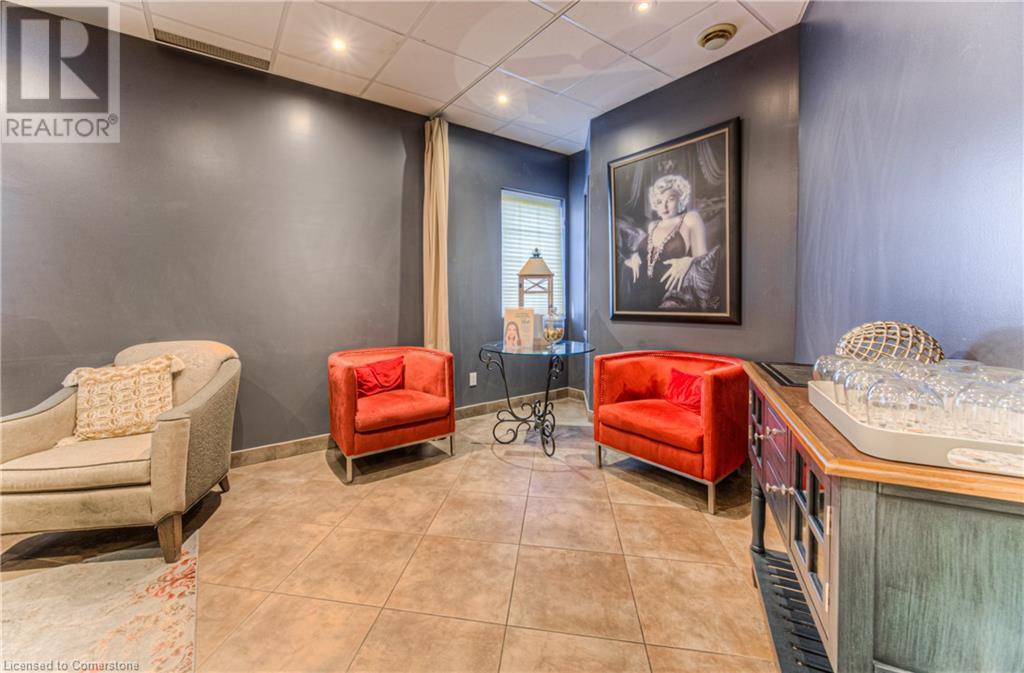370 University Avenue E Unit# 103 & 105 Property Photo 18