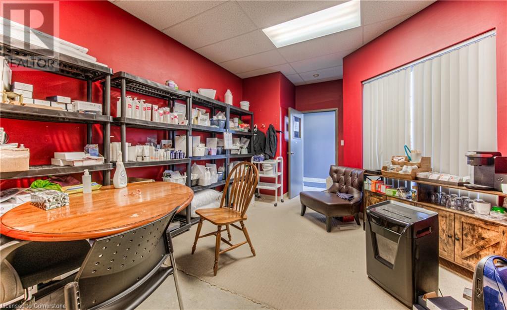 370 University Avenue E Unit# 102 103 105 Property Photo 20